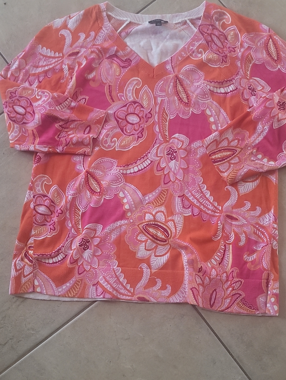 Talbots Pink and Orange Paisley V-Neck Sweater SZ L  (P)